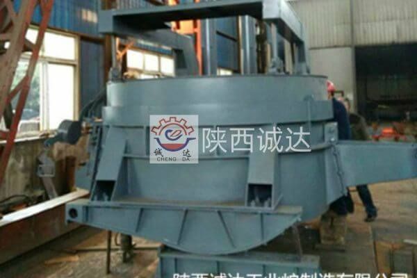 電弧爐在環(huán)保方面有哪些具體的技術(shù)措施？-陜西誠達工業(yè)爐制造有限公司