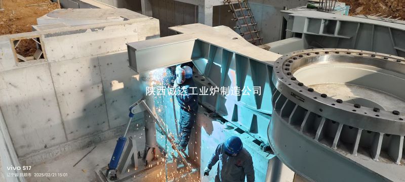 我公司自主研發(fā)的國(guó)內(nèi)首臺(tái)豎井預(yù)熱等離子直流電弧爐正式啟動(dòng)安裝！