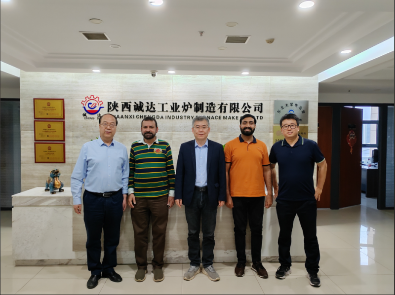 深度交流，共謀發(fā)展！巴基斯坦客戶到訪探討 80T 交直流電弧爐